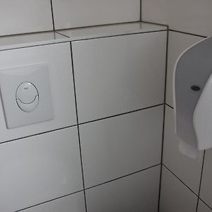 Zimmer mit zwei Einzelbetten
